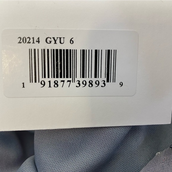 Mac Duggal Long Sleeve Beaded Applique Gown - Picture 12 of 13